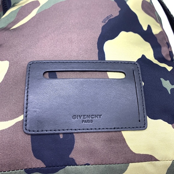 Authentic Givenchy Light Camo Pack Away Nylon Backpack - Picture 6 of 12